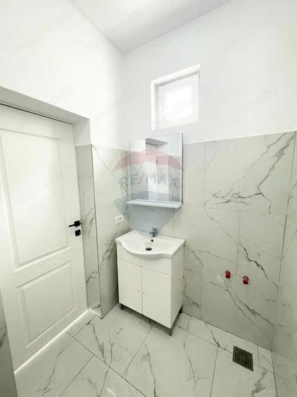 Spațiu comercial, de 50 mp, în Pârneava