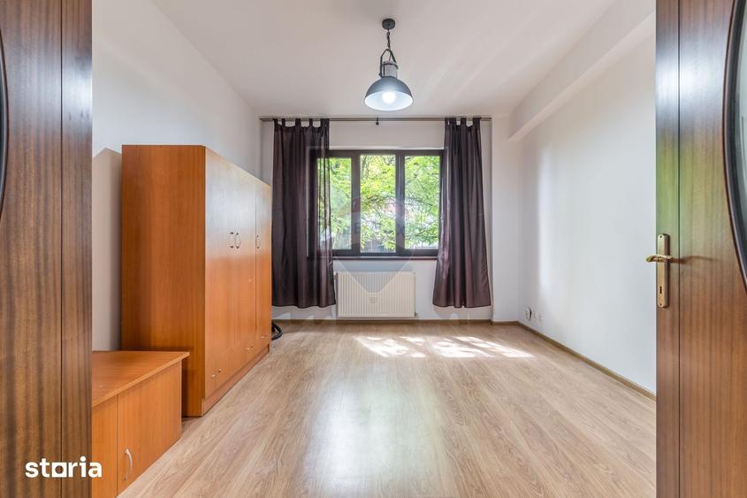 Apartament cu 4 camere în Bucium