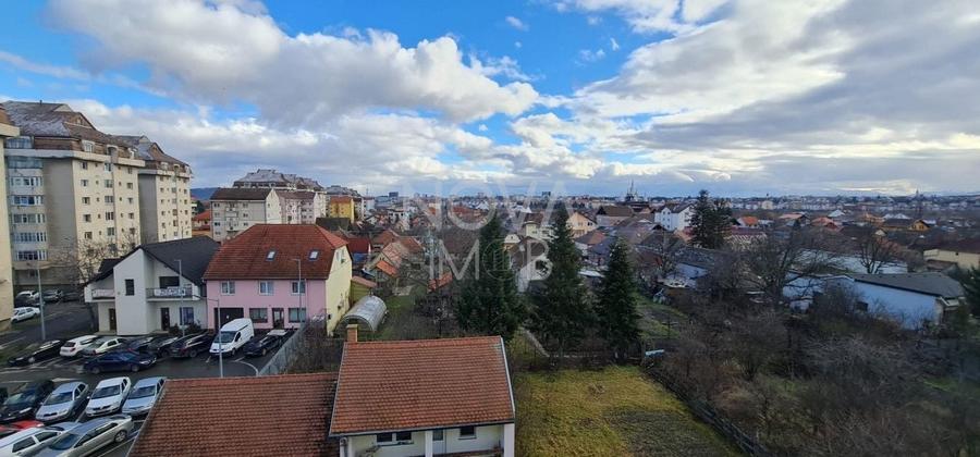Apartament cu 3 camere decomandat, mobilat în Turnișor