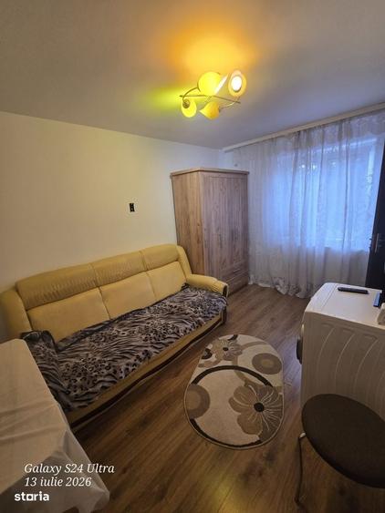 Apartament cu 2 camere decomandat în Trivale