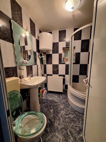 Casă cu 3 camere cu Teren 25000 Mp în Călinești