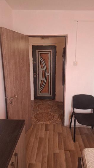 Apartament cu 2 camere decomandat în Drumul Taberei
