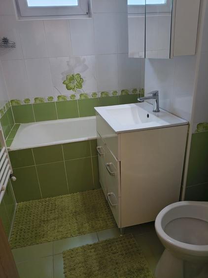 Zona Semiluna, 2 camere, decomandat - 7