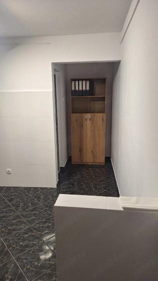 Spațiu comercial, de 16 mp, în Alexandru cel Bun