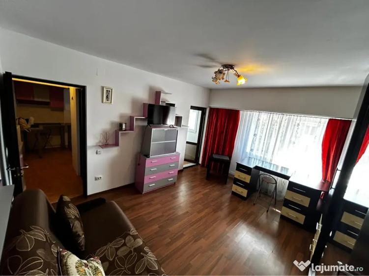 Garsonieră decomandată în Ultracentral