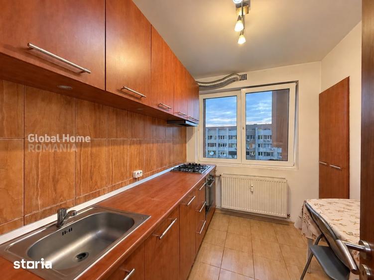 Apartament cu 3 camere, mobilat în Centrul Civic