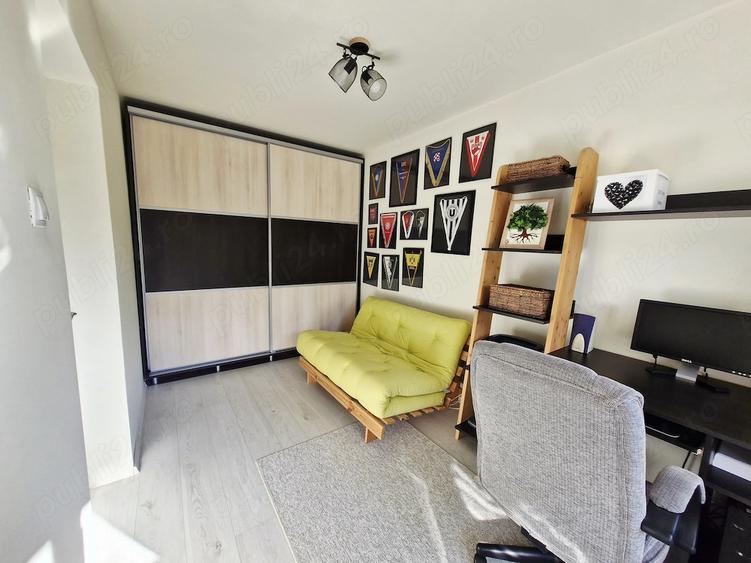 Apartament cu 4 camere decomandat în Ultracentral