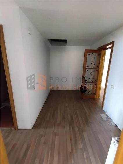 Spatiu comercial zona Garii - 8