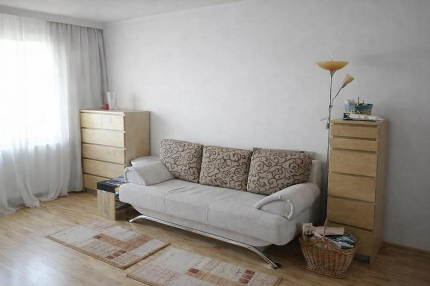 Garsoniera decomandata in bloc mixt la Dristor-Piata Ramnicu Sarat - 1