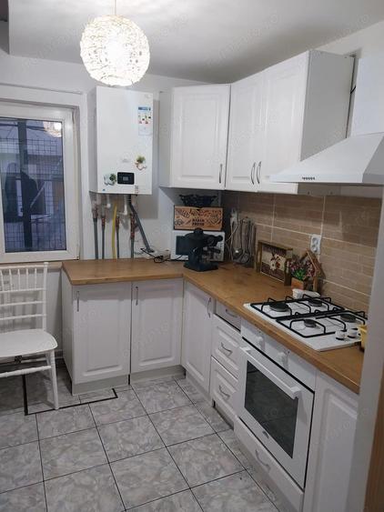 Casa de inchiriat aproape de Aurel Vlaicu (Medeea) - 4