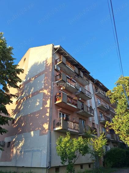 Apartament 2 camere Carpati II Apartament 2 camere Carpati II