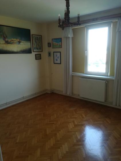 Inchiriez ultracentral apt. 3 camere, plus garaj - 8