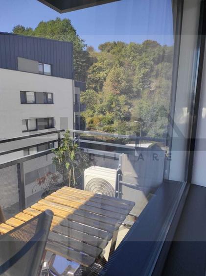 Apartament cu 2 camere semidecomandat în Grigorescu