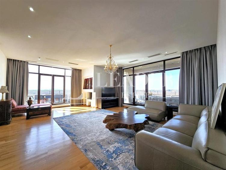 Unique Penthouse I 610 SQ.M I Panoramic VIEW - 2