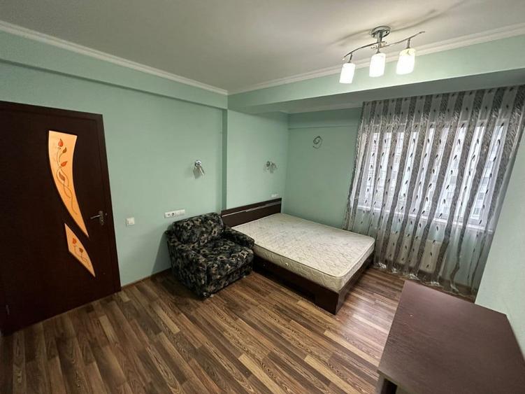 Apartament cu o camera de inchiriat pe Soporului - 3