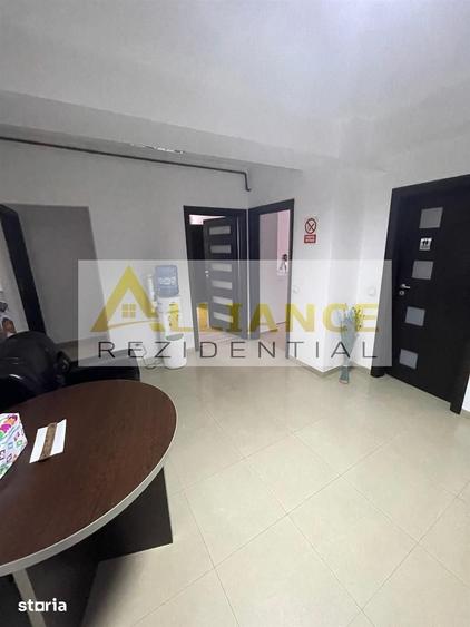 Spațiu comercial, de 115 mp, în Central