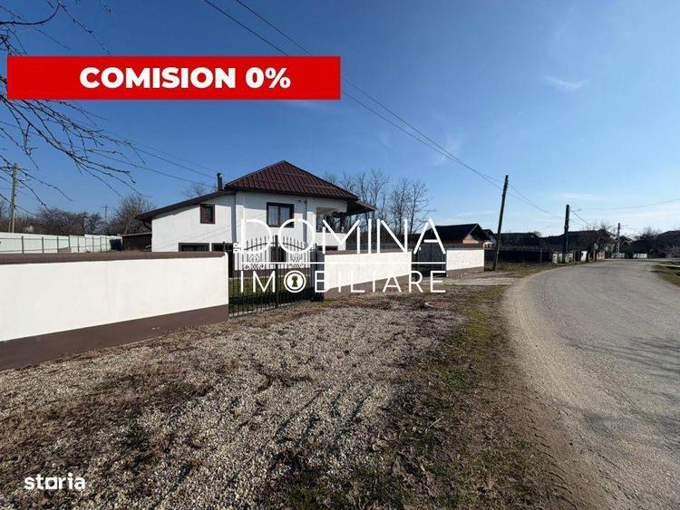 Vanzare casa P+1 si teren generos in Stanesti - *stil rustic-conac* - 2