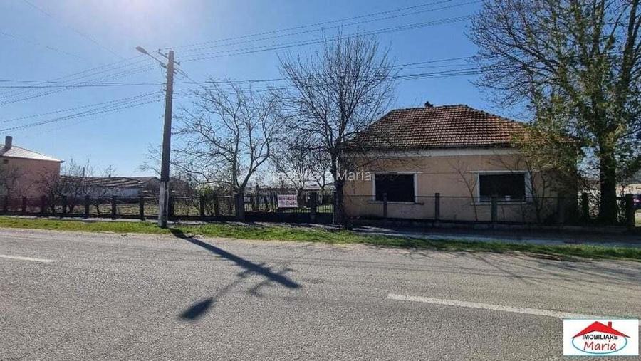 Casa veche cu teren 1440 mp in Lazuri ( ID 22964)