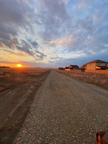 TEREN INTRAVILAN - Targu Jiu - Zona linistita - 3