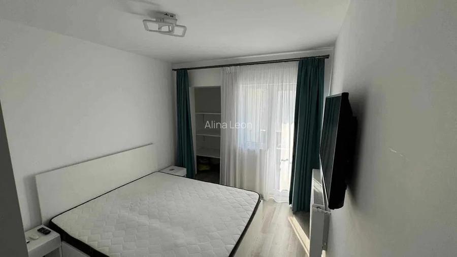 Studio dublu, 45 mp, semidecomandat, ac, centrala, Aparatorii Patriei Studio dublu, 45 mp, semidecomandat, ac, centrala, Aparatorii Patriei