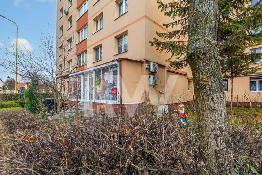 Spatiu comercial stradal 57 mp utili, complet utilat - 1