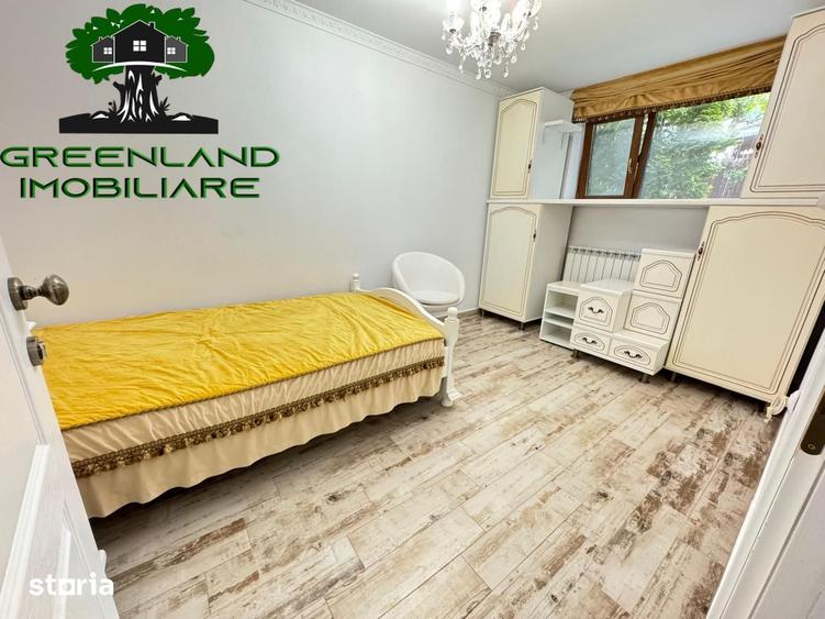 Apartament cu 7 camere decomandat în Bucium