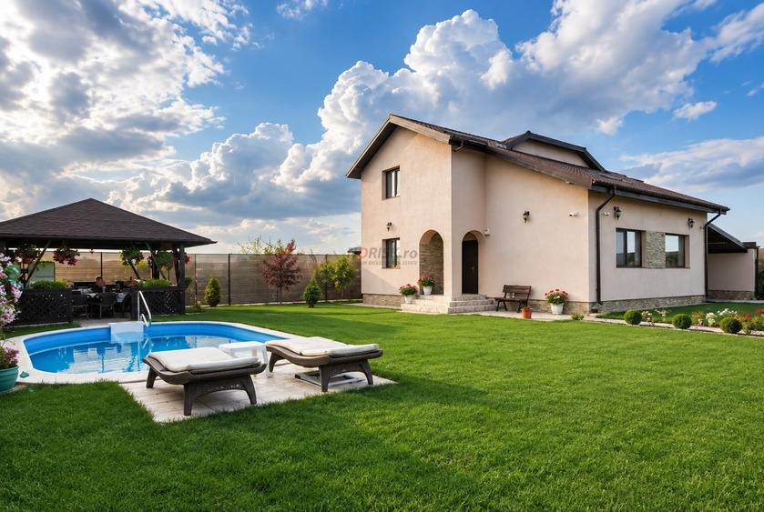 Casă individuală cu 4 camere cu Piscina în Domnești