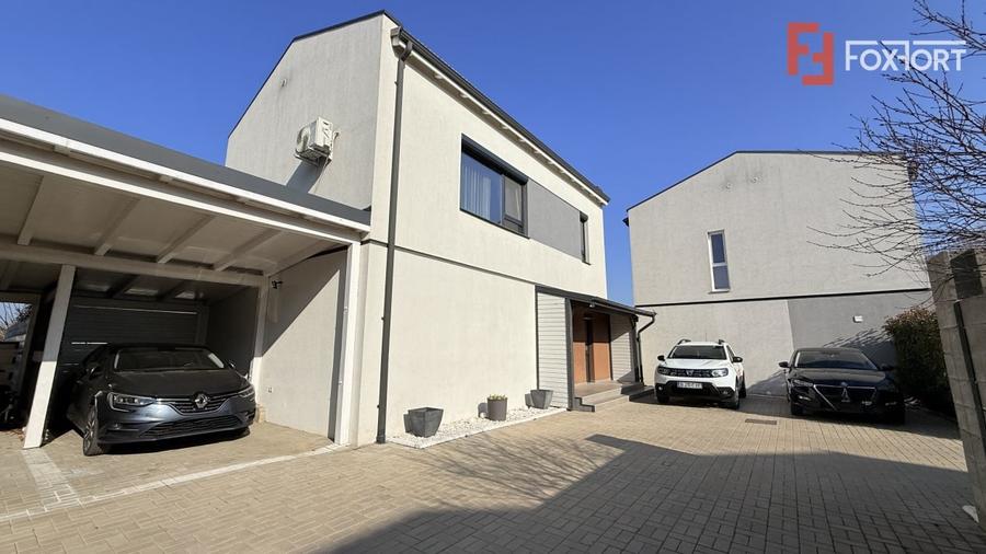 Duplex de vanzare, 3 camere + garaj - toate utilitatile - Dumbravita - 1