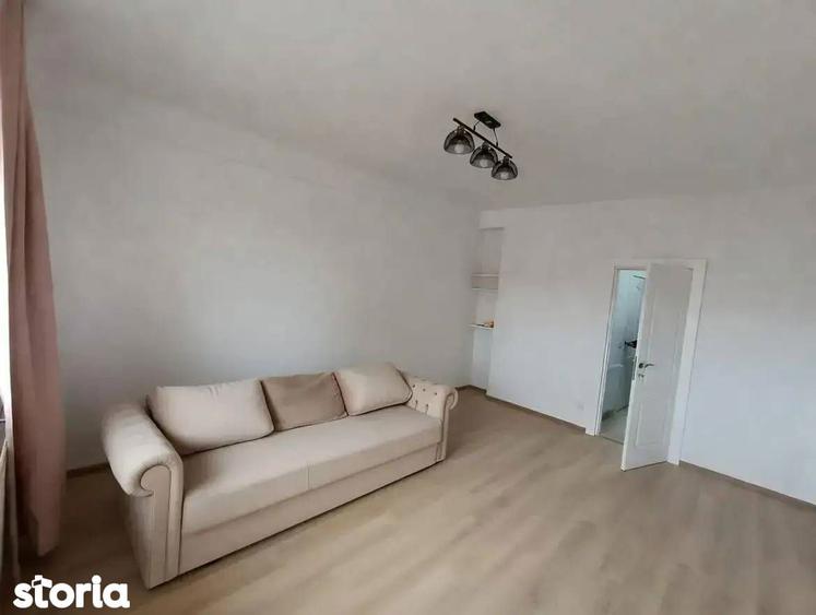 Central Sf. Vineri| 3 camere semimobilat | Mutare rapida - 1