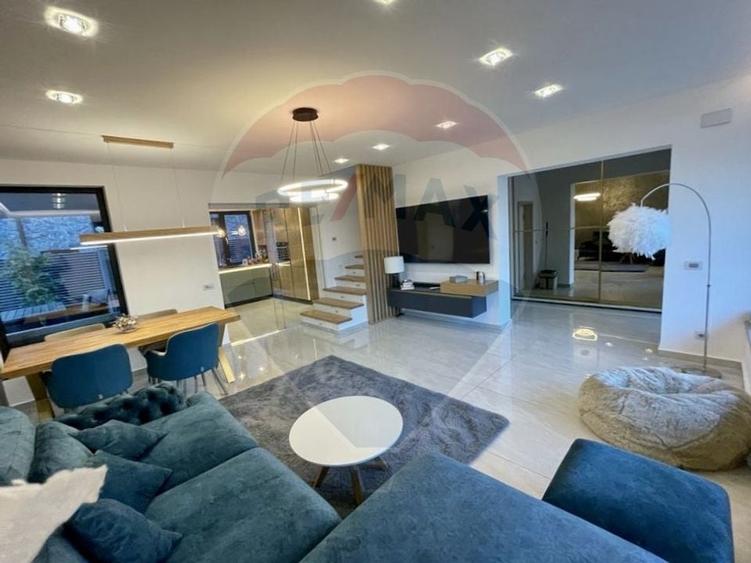 Casa / Vila lux cu 4 camere de inchiriat in Pipera - 3