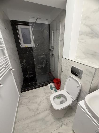 De închiriat apartament 2 camere  Apărătorii Patriei - 7