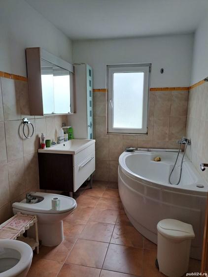 Vand Casa Corbeanca ultracentral pe strada principala cu iesire in DN1 - 7