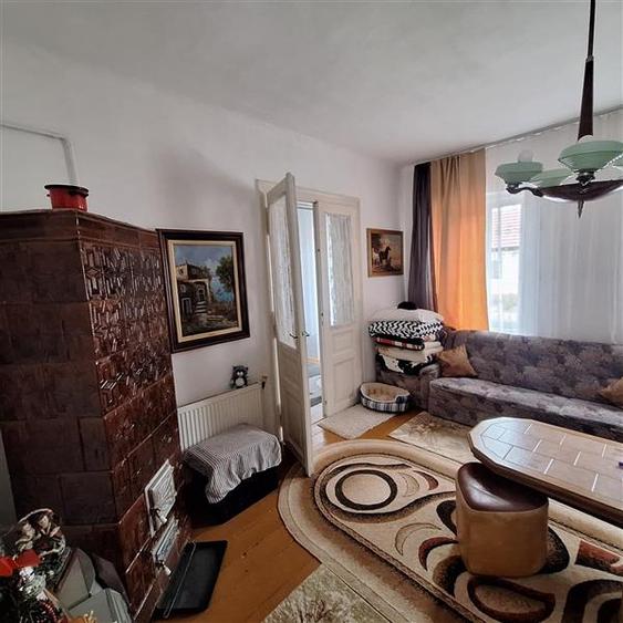 Bocsa Montana, Casa mare la strada principala - 17