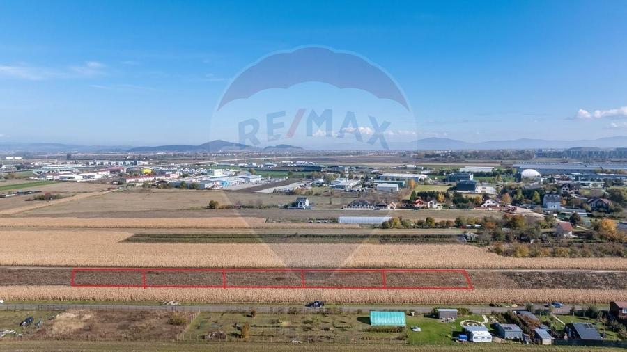 Teren Brasov -Strada Aron Pumnul, 520-1040 mp, 2 loturi - 1