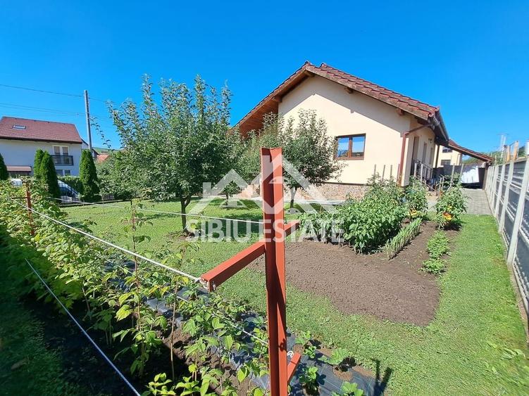 Casa moderna individuala cu 5 camere 184 mp utili , teren 500 mp . - 9