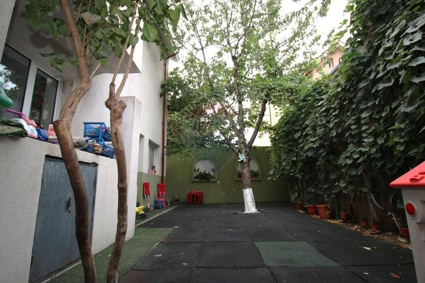 Vilă de vanzare 7 camere Drumul Taberei Bucuresti - 9