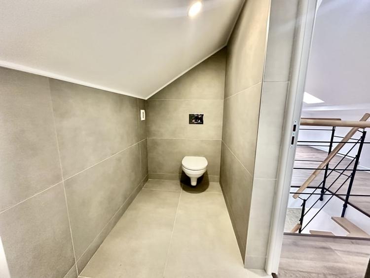 Duplex pe parter cu 3 camere si 2 bai - Mosnita Noua - 19