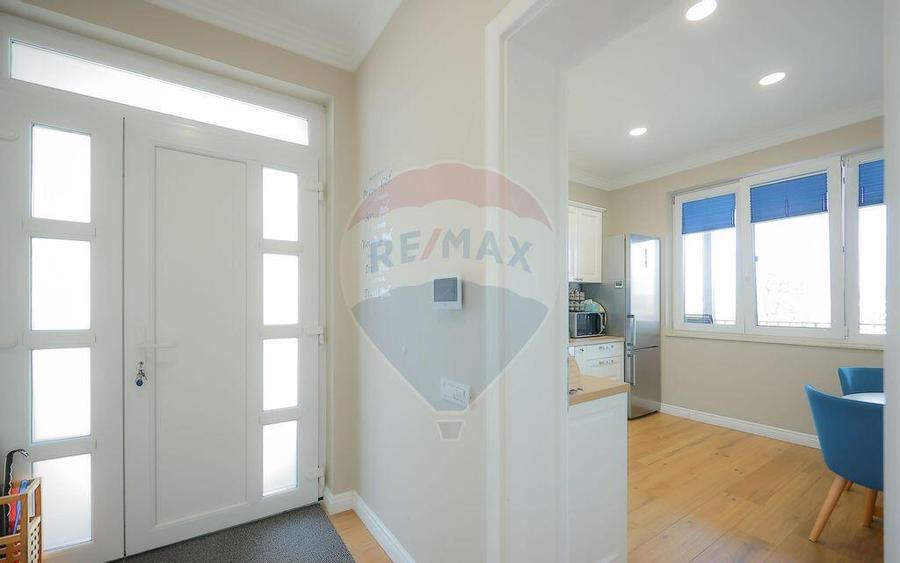 De vanzare casa cu 5 camere, in zona de dealuri, str. ... - 10