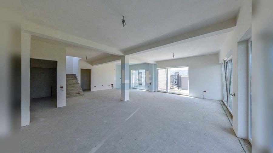 COMISION 0! Casa individuala 220 mp, Teren 400 mp, Zona Aroma - 34