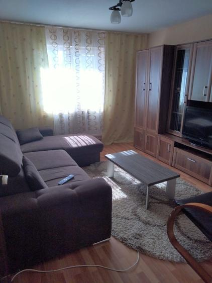 Garsonieră decomandată în Roșia