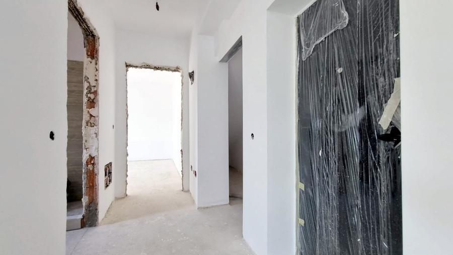 Apartament in Vila P+1 cu Patru unitati - Curte  proprie 60 Mp - 6