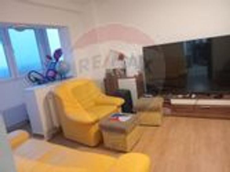 Apartament  4 camere de inchiriat MALUL MURESULUI - 5