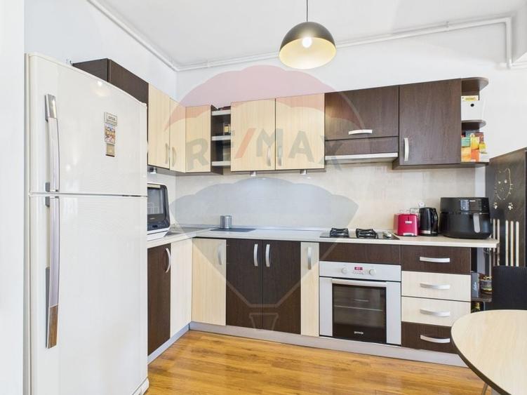 Apartament cu 2 camere de vânzare în zona Giulesti - 4