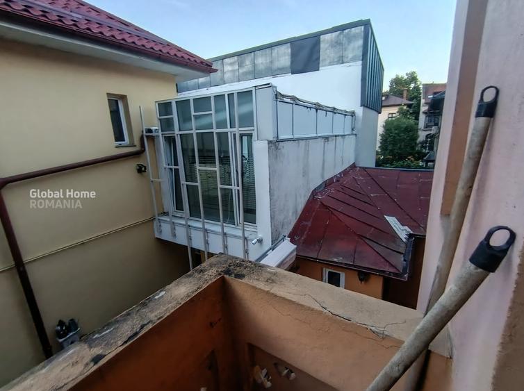 Apartament cu 2 camere semidecomandat, mobilat în 1 Mai