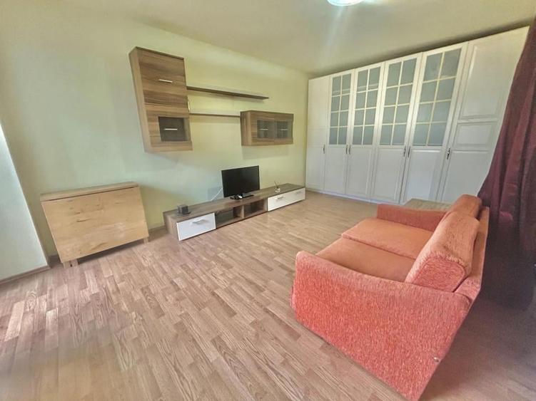 Nerva Traian- Garsoniera 42mp -decomandata -bloc 1989 - 5