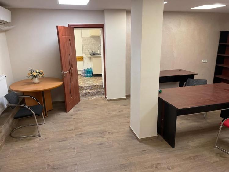 INCHIRIERE SPATIU PENTRUN BIROURI, ZONA PARCUL CAROL, LA DEMISOLUL UNEI VILE - 4