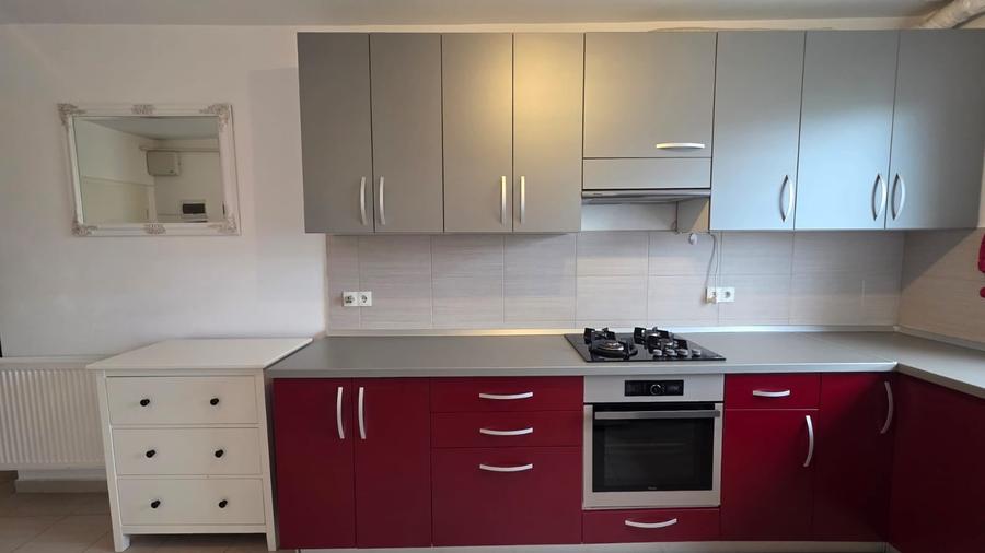 Apartament cu 3 camere decomandat în Avantgarden
