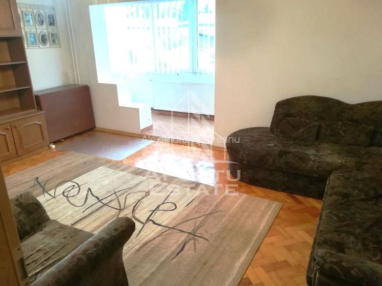 Apartament cu 2 camere, decomandat, etajul 1, zona Girocului Apartament cu 2 camere, decomandat, etajul 1, zona Girocului