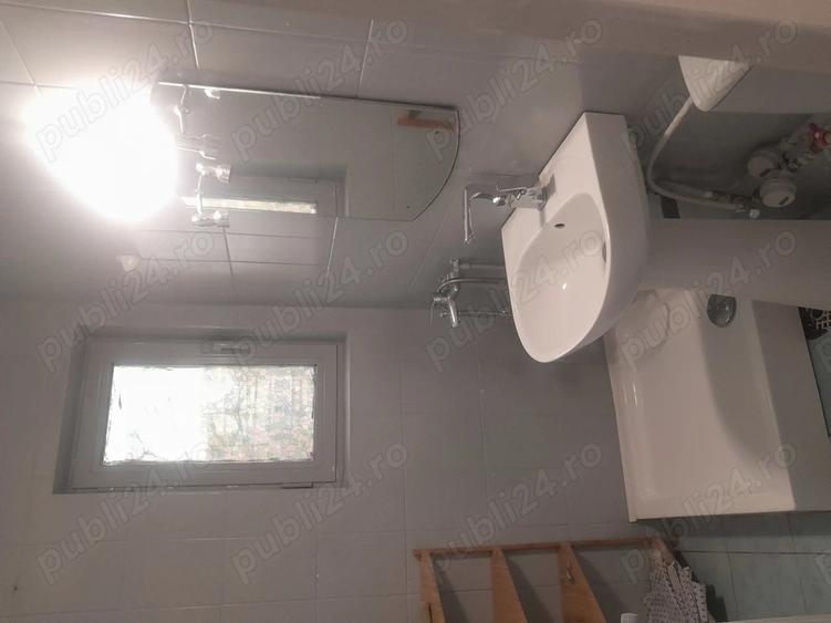 Inchiriez apartament 3camere - 5