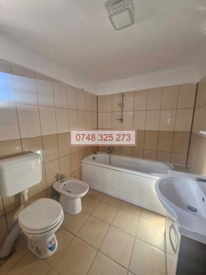 4 Camere 3 Bai Parter si Mansarda in D-na Ghica - 8